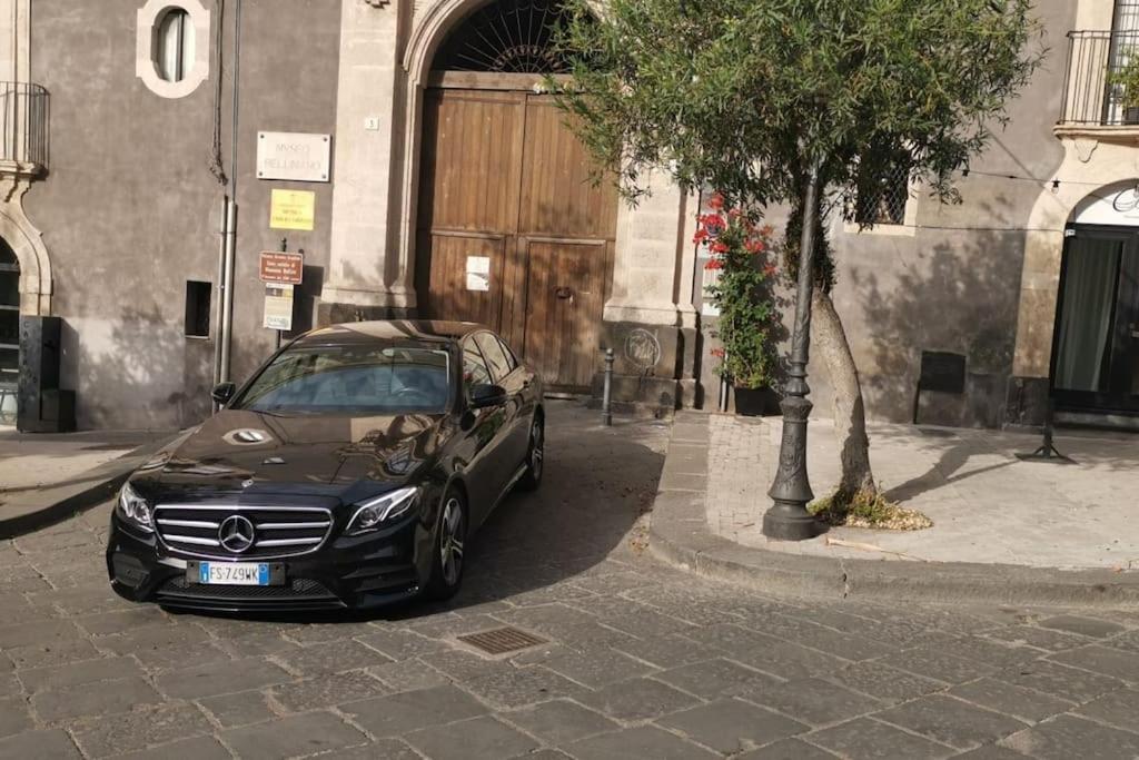 Finestre Sul Teatro - Catania - Parking Included Apartment Luaran gambar