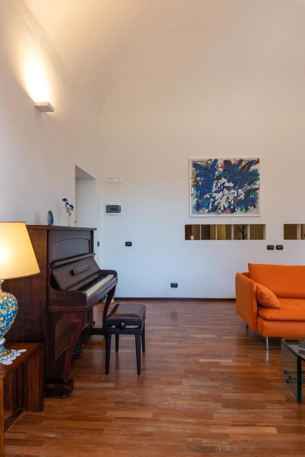 Finestre Sul Teatro - Catania - Parking Included Apartment Luaran gambar