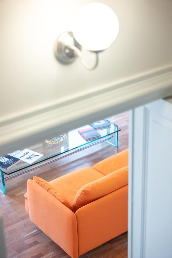 Finestre Sul Teatro - Catania - Parking Included Apartment Luaran gambar