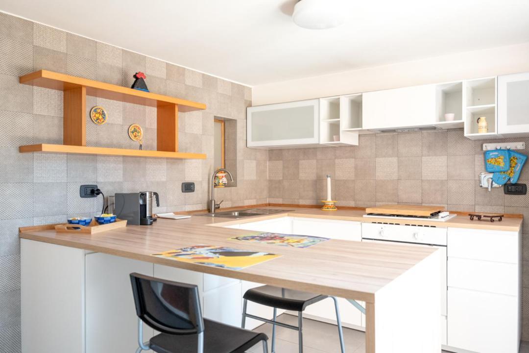 Finestre Sul Teatro - Catania - Parking Included Apartment Luaran gambar