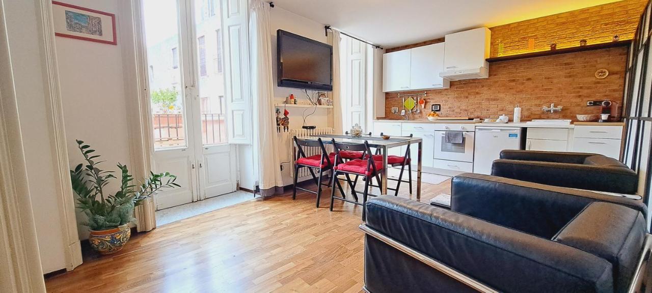 Finestre Sul Teatro - Catania - Parking Included Apartment Luaran gambar